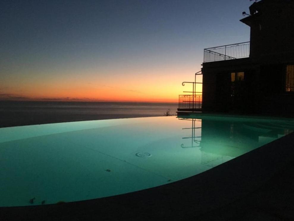 Casaviva - Ampio Trilocale Vista Mare Con Piscina - Pieve Alta Leilighet Pieve Ligure Eksteriør bilde