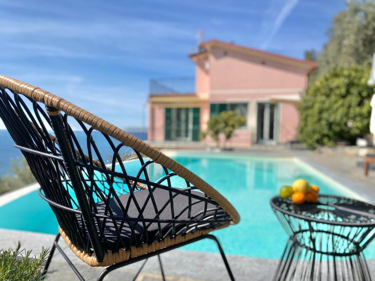 Casaviva - Ampio Trilocale Vista Mare Con Piscina - Pieve Alta Leilighet Pieve Ligure Eksteriør bilde